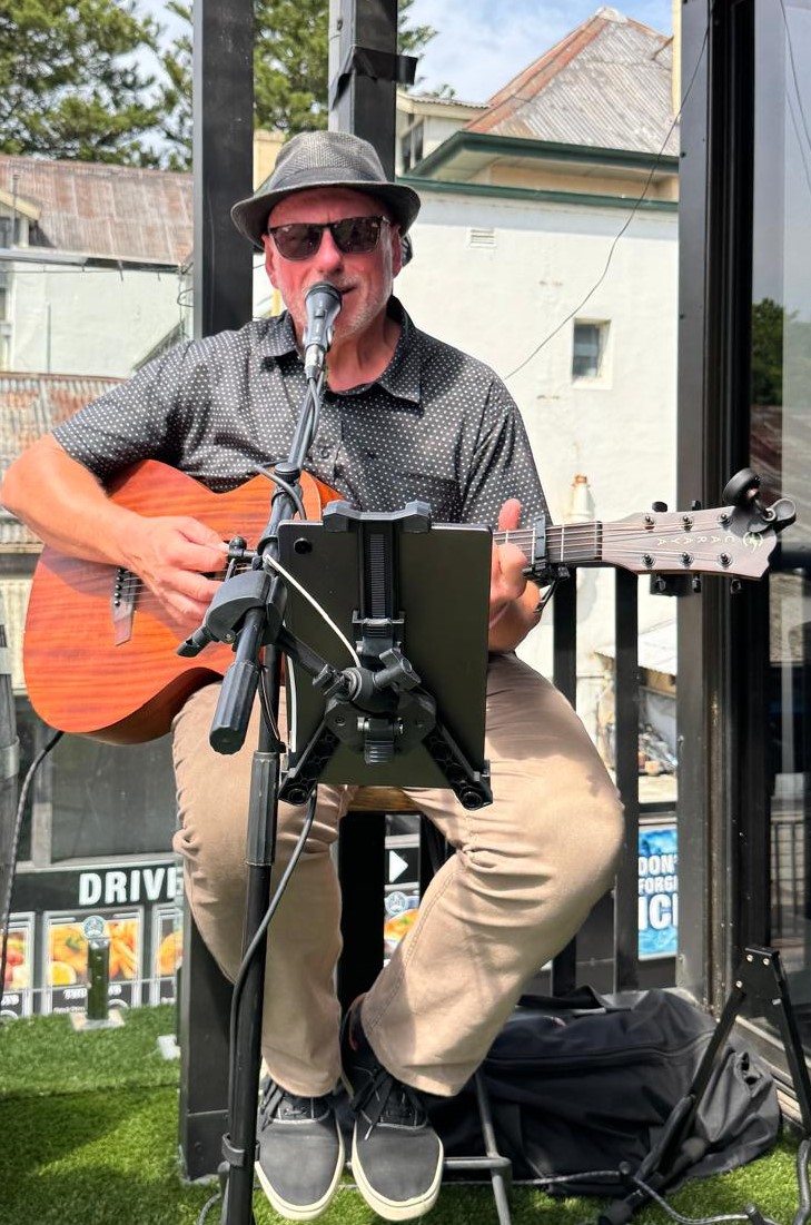 Local Vibes – Sunday 5 April